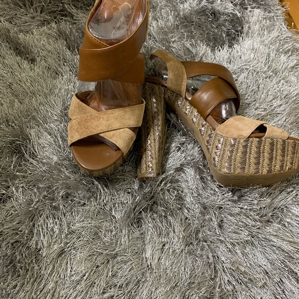 Jessica Simpson Heels - Picture 3 of 4
